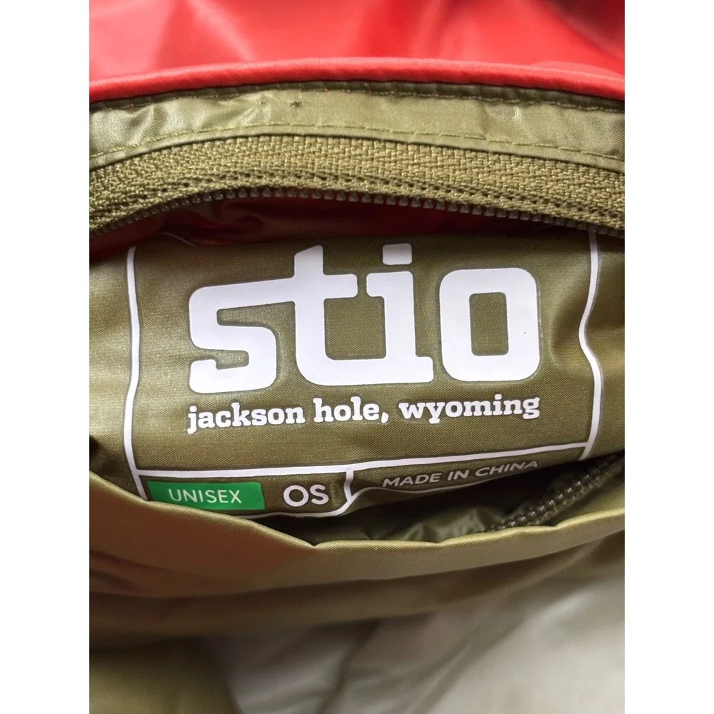 Stio Hometown Puffer Scarf Quilted Goose Down Filled Snap Wrap Scarf